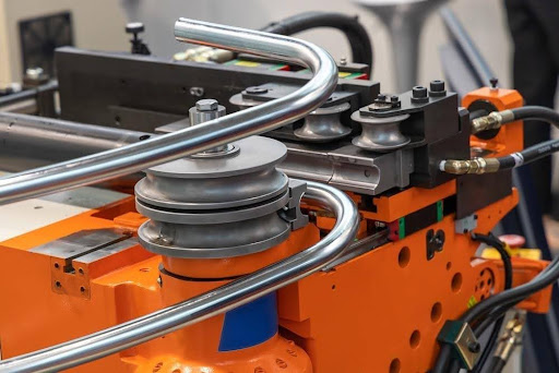 Precious tube bending machine